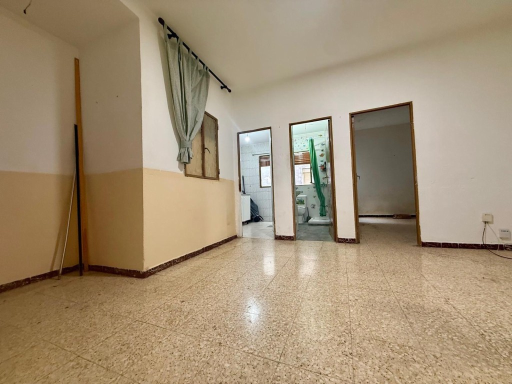Imagen 4 de Vivienda en venta en Su Eminencia
