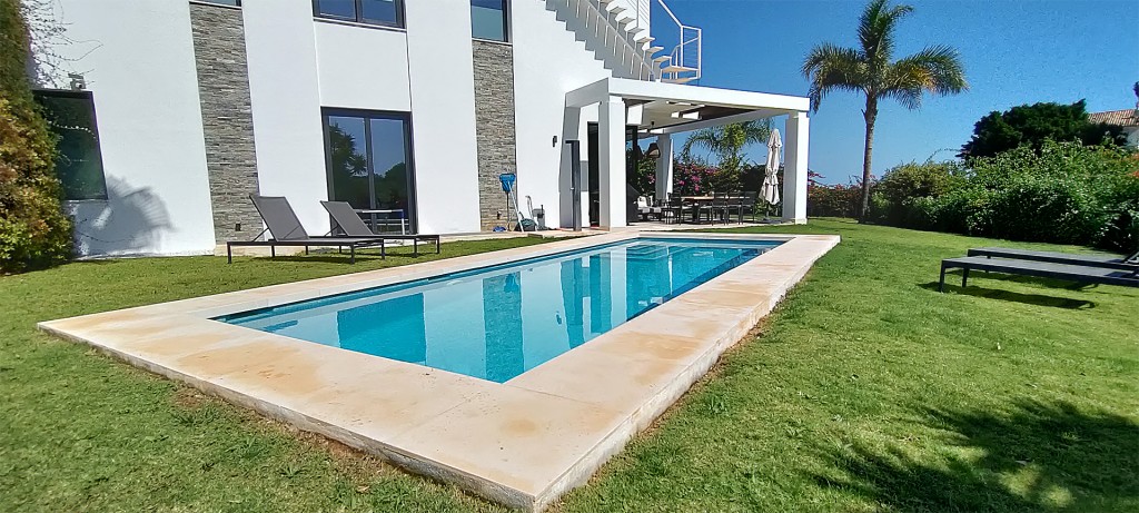 Imagen 2 de Casa-Chalet en Venta en Sitio De Calahonda Málaga