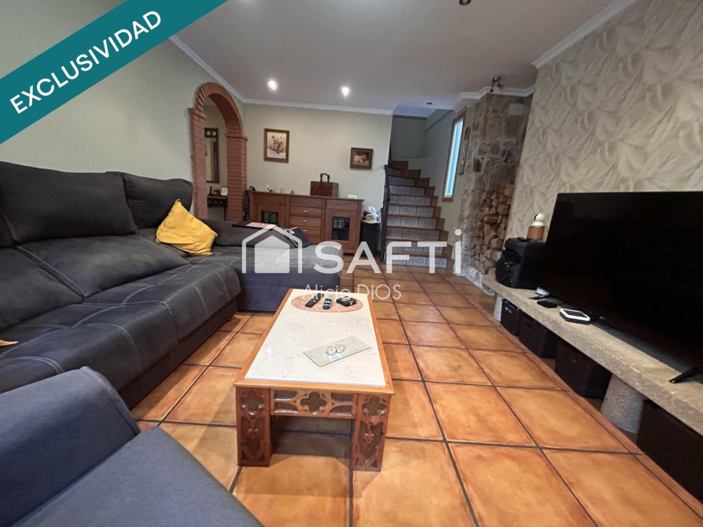 Imagen 2 de Casa en Poio con vistas a la ría