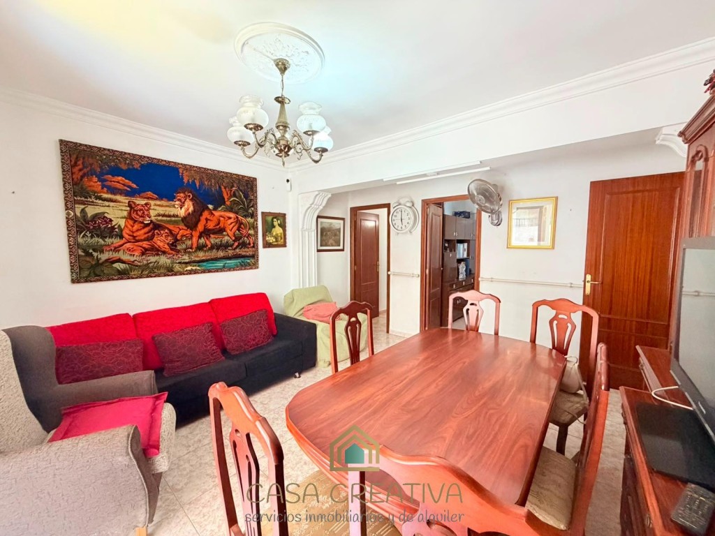 AMUEBLADO Y CON BALCÓN – 110.000 €