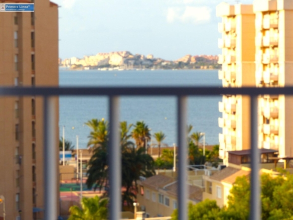 Imagen 1 de Venta de apartamento de 2 dormitorios en Playa Honda