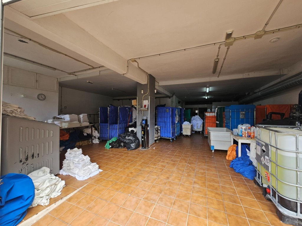 Imagen 2 de Local comercial en venta – Valleseco