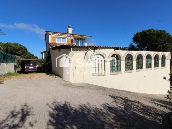 Imagen 4 de ACOGEDORA Y ESTUPENDA VILLA CON LICENCIA TURISTICA