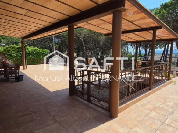 Imagen 3 de Amplia vivienda de 214 m² en una parcela de más de 900 m² en Fogars de la Selva