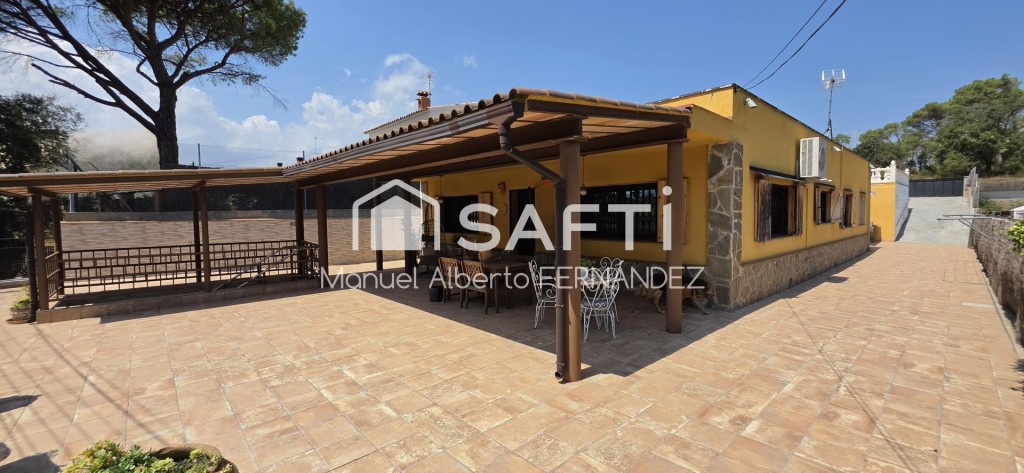 Imagen 1 de Amplia vivienda de 214 m² en una parcela de más de 900 m² en Fogars de la Selva