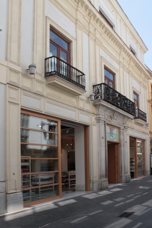 Imagen 4 de Local comercial en Alquiler en Sevilla Sevilla