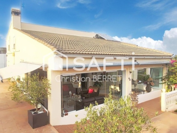 Imagen 2 de VILLA CON PISCINA