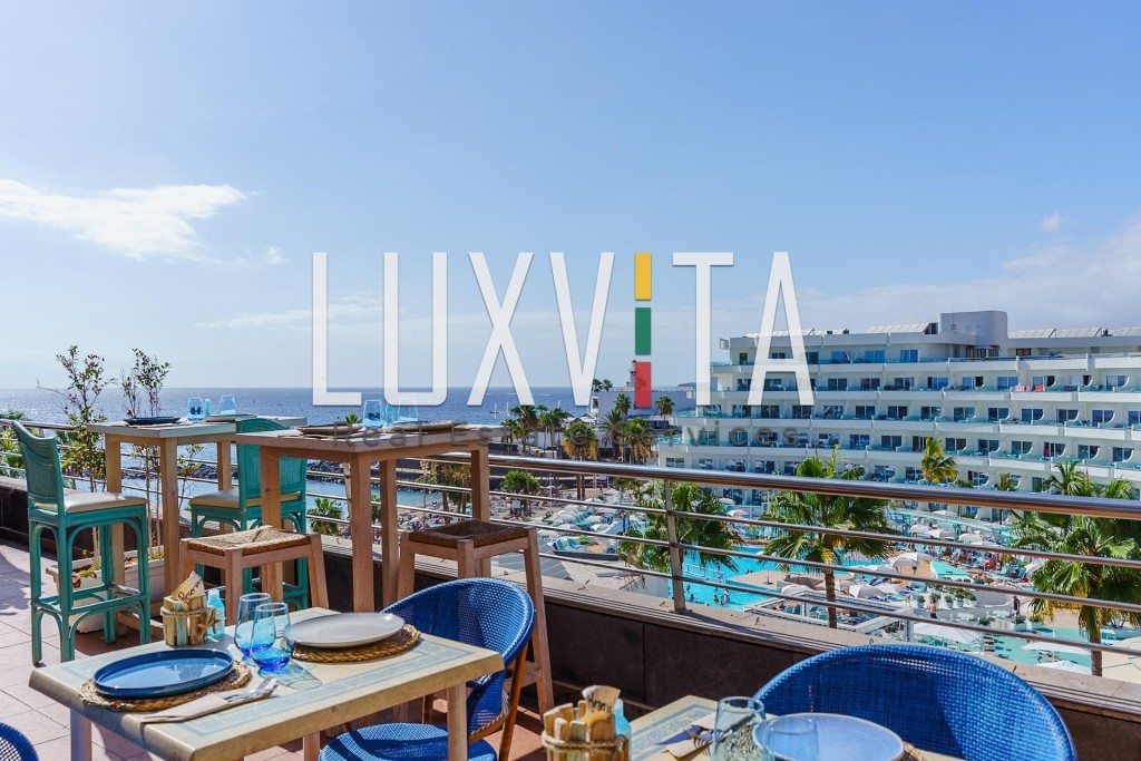 Imagen 1 de Oportunidad de Restaurante en Costa Adeje - Terraza con Vistas al Mar