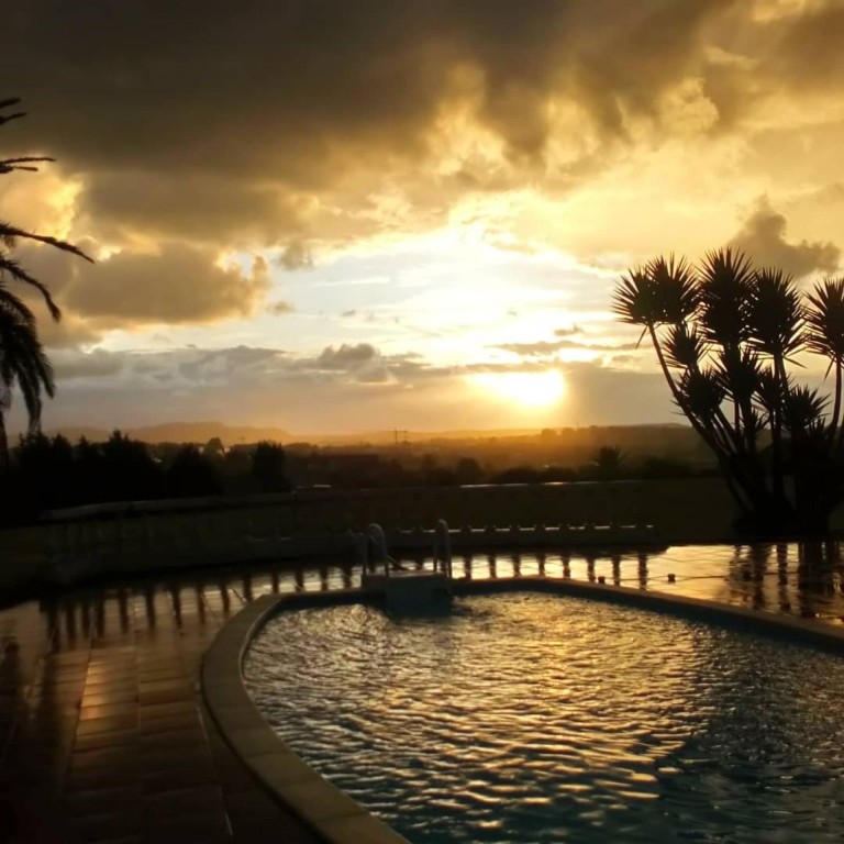 Imagen 2 de EXCLUSIVO CHALET INDEPENDIENTE EN SANTANDER: 330 M²