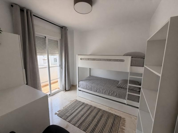 Imagen 4 de EXPECTACULAR PISO EN VENTA EN SAN LUIS DE SABINILLAS.
