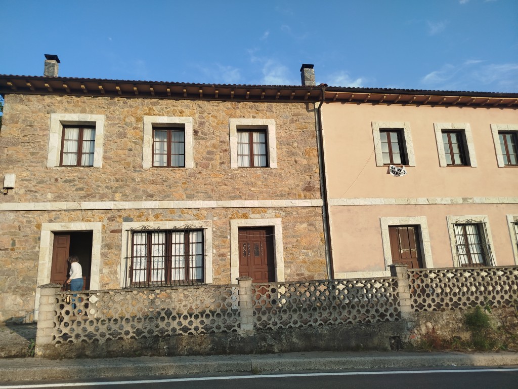 Imagen 2 de Casa de pueblo en Venta en Perlavia Asturias