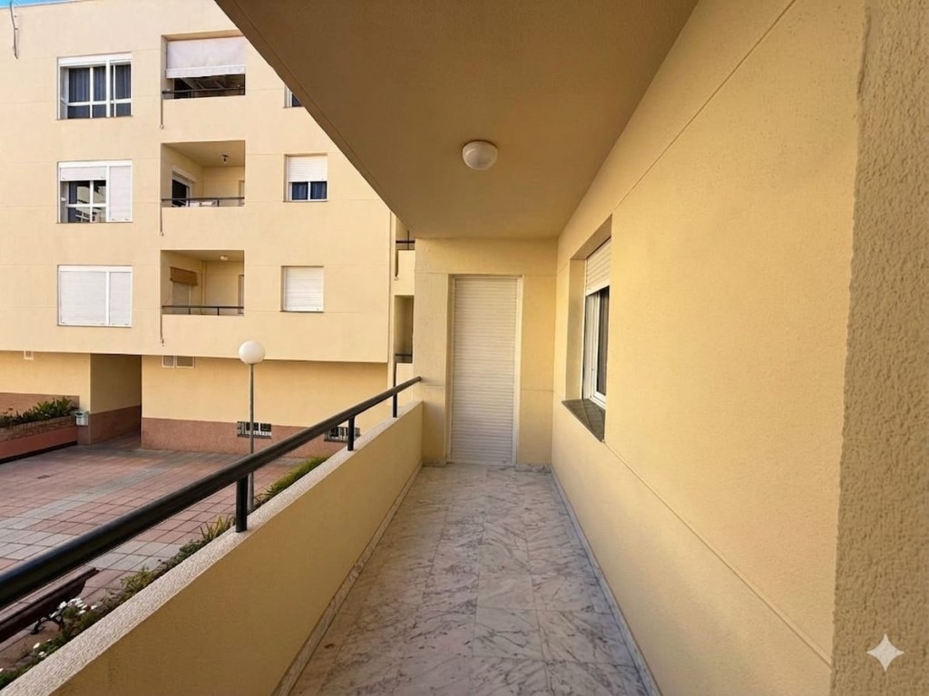 Imagen 4 de Oportunidad: Piso en el centro a un paso de la playa