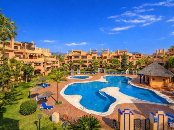 Imagen 2 de ¡ESPECTACULAR! Impresionante Ático de Lujo con Terraza de Ensueño La Propiedad Más Exclusiva de la Zona | Luminosidad Total