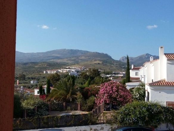 Imagen 3 de VILLA EXCLUSIVA CON PISCINA PRIVADA EN LA AXARQUÍA MALAGUEÑA