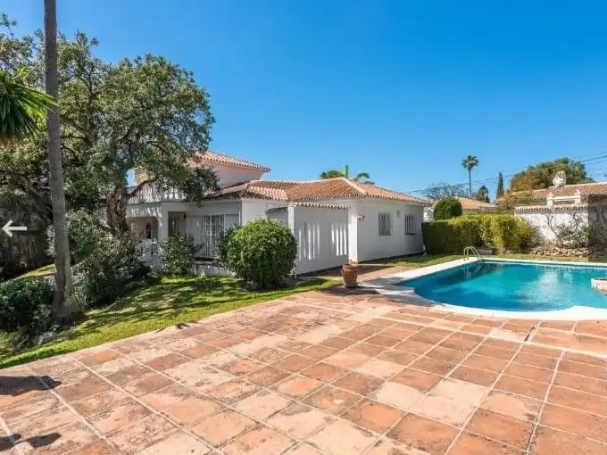 Imagen 1 de Chalet con Vistas Infinitas 360º al Mar | Piscina