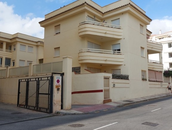 Imagen 1 de ACOGEDOR Y COMODO APARTAMENTO EN TORREMOLINOS