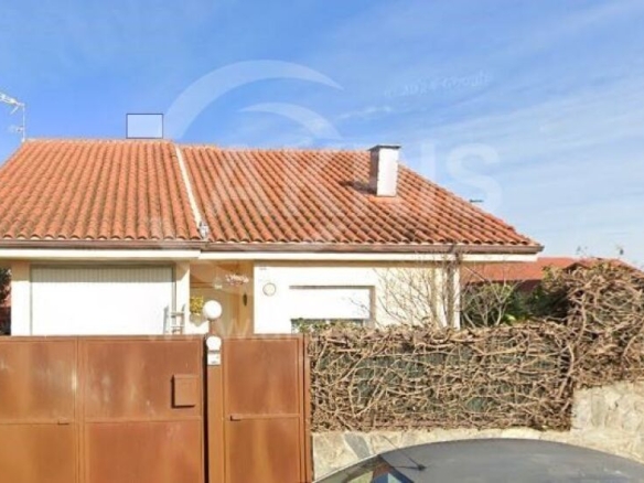 Imagen 1 de Chalet Independiente en Noves