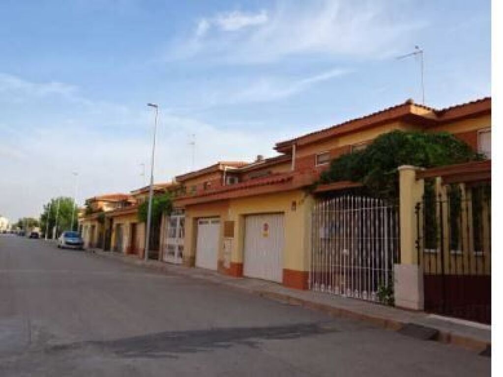 Imagen 1 de Chalet Independiente en Tomelloso