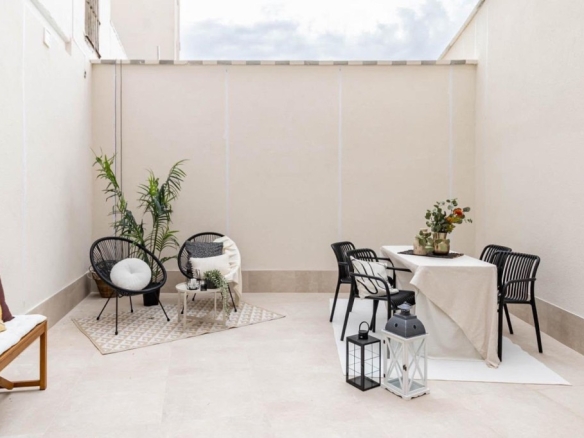 Imagen 1 de PLANTA BAJA CON TERRAZA PRIVADA DE 23 M²