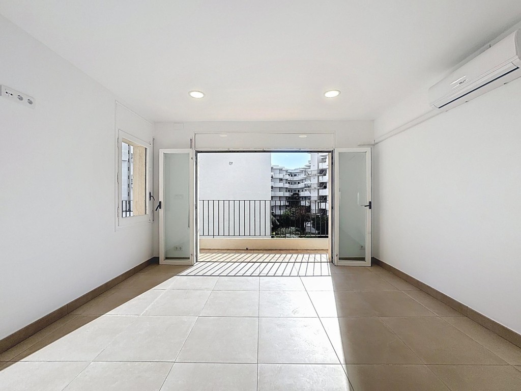 Imagen 3 de Apartamento de 2 dormitorios con vistas al mar en Santa Margarida