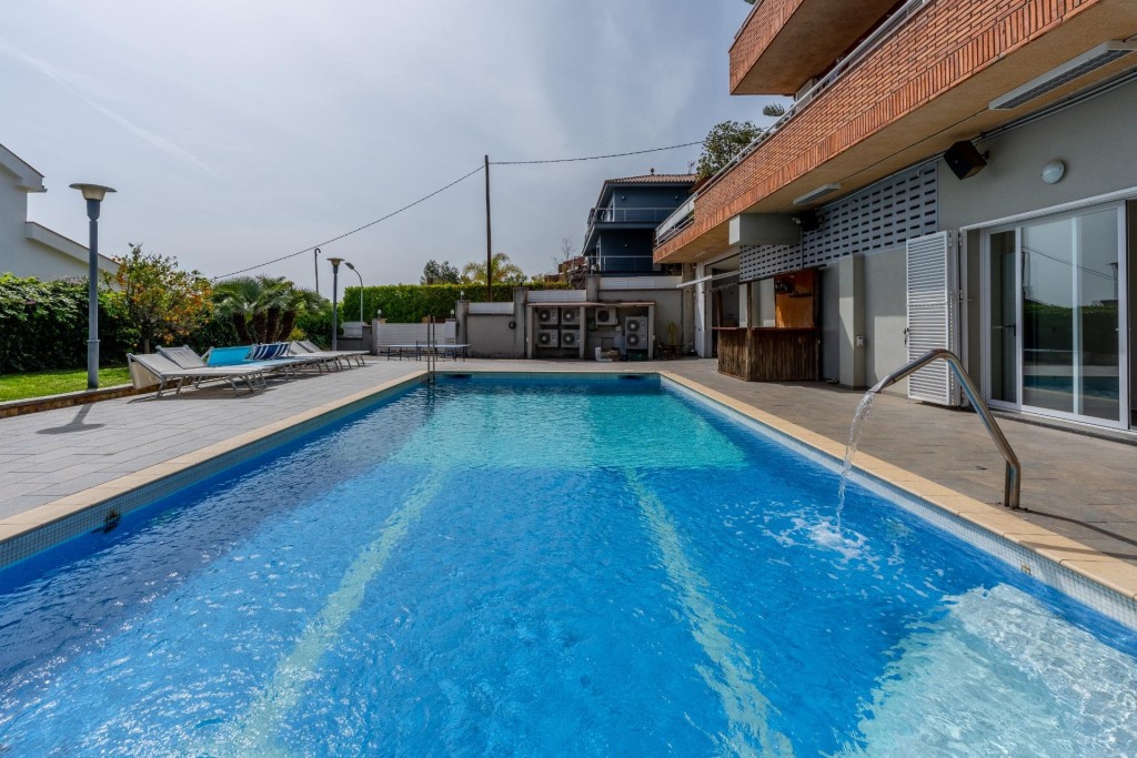 Imagen 4 de Casa o chalet independiente en venta en calle de les Alzines