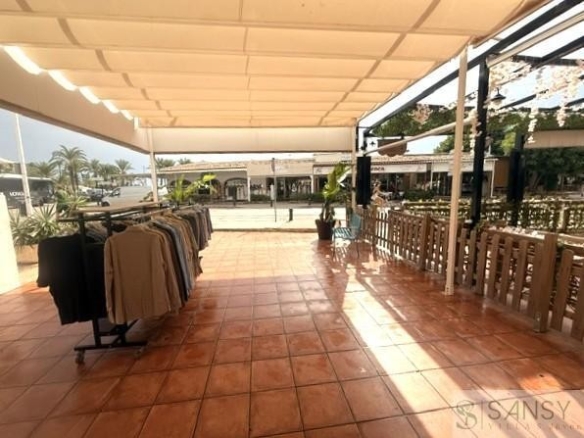 Imagen 2 de Local comercial en Alquiler en Javea/Xabia Alicante