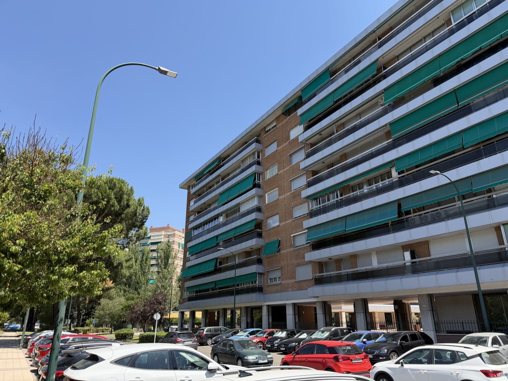 Imagen 2 de Piso en Venta en Valladolid Valladolid HUERTA DEL REY