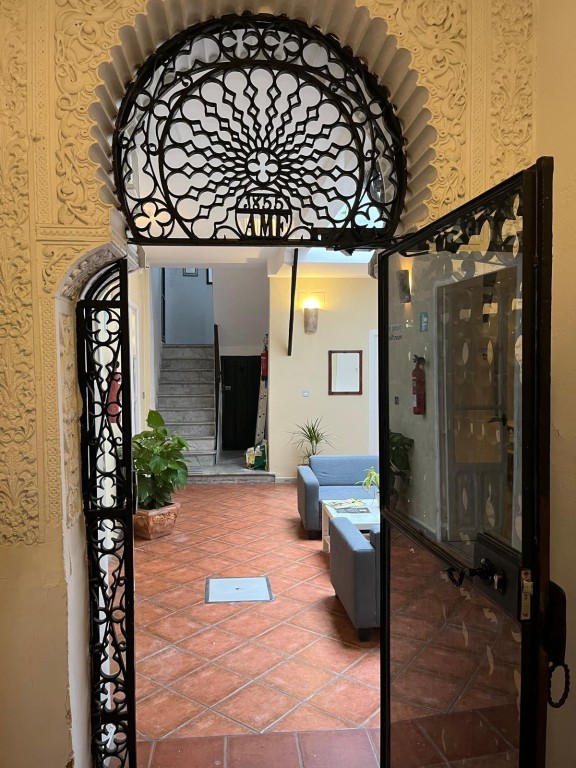 Imagen 2 de Excelente oportunidad para proyecto hotelero en una ubicación privilegiada del centro de Sevilla.