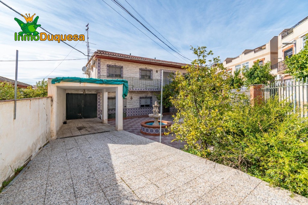 Imagen 4 de Chalet en La Vega de Granada. Con parcela de 921 m2
