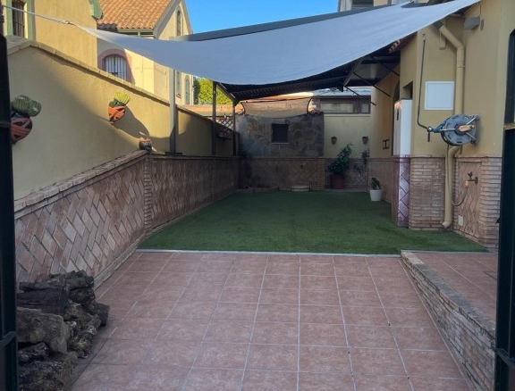 Imagen 1 de Casa-Chalet en Venta en Dos Hermanas Sevilla MONTEQUINTO