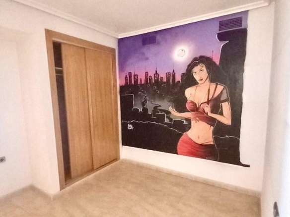 de 107m2 con 3 dormitorios y 2 baños con plaza de garaje