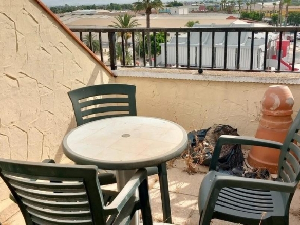 Imagen 1 de Venta de piso en Almoradi