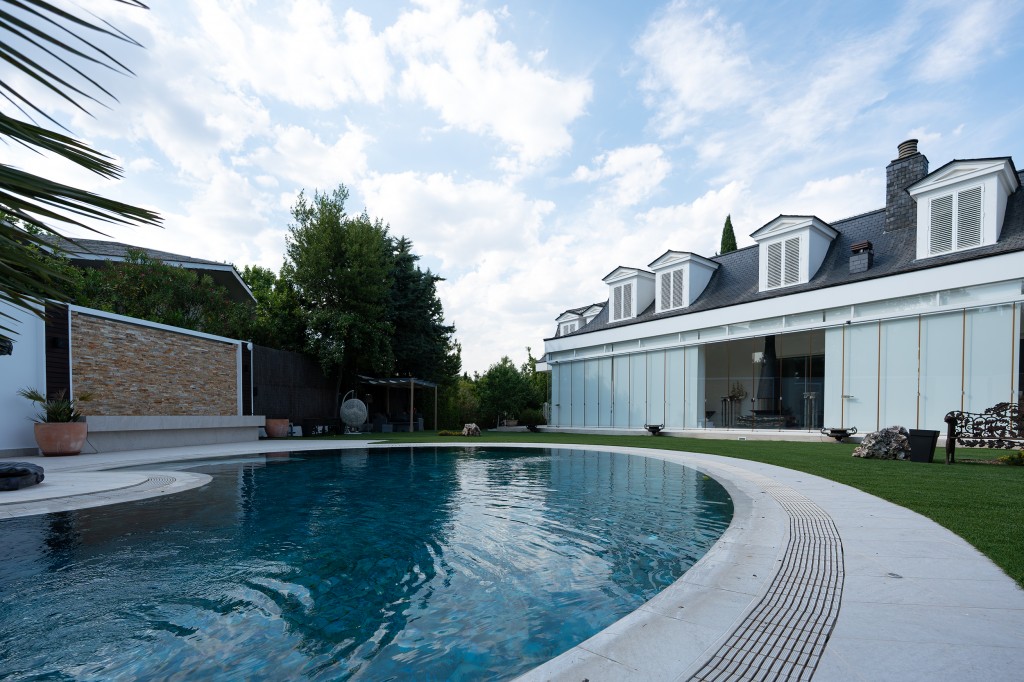 Imagen 3 de Casa-Chalet en Venta en Pozuelo De Alarcón Madrid