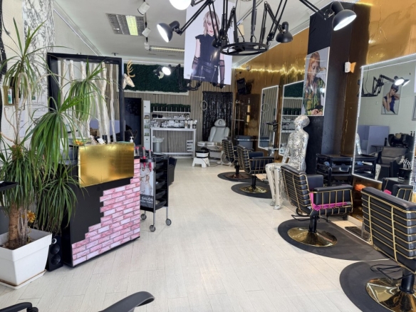Imagen 1 de Local comercial en Venta en Benalmadena Málaga