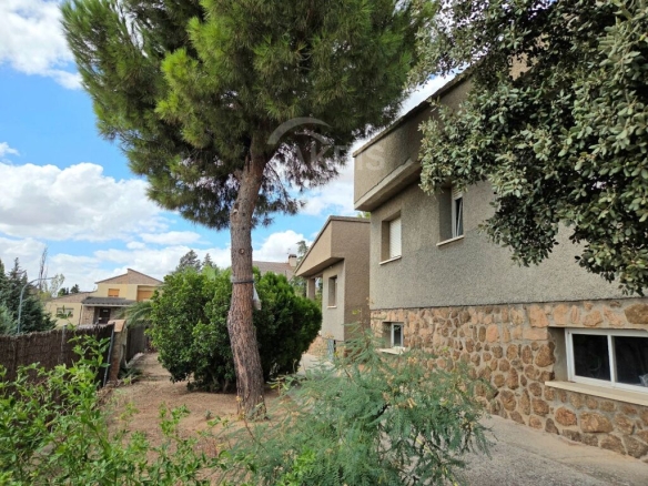 Imagen 2 de Chalet Independiente en Olias Del Rey