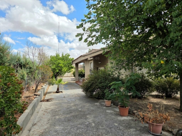 Imagen 3 de Chalet Independiente en Olias Del Rey