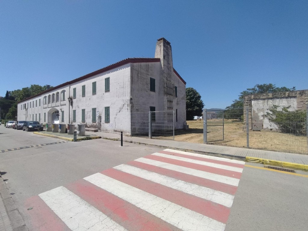 Imagen 1 de Hostal en venta para reformar en Tordera