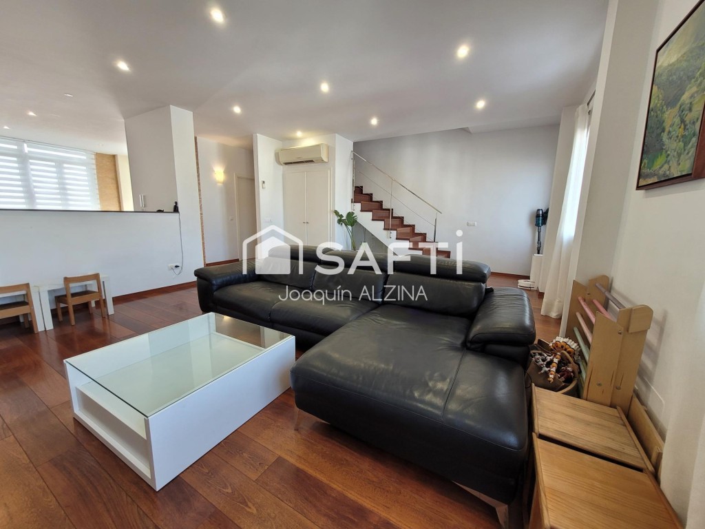 Imagen 4 de Dúplex en 1ª altura con terraza en Ciutadella