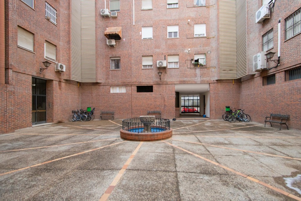 Imagen 2 de Piso en magnífica ubicación junto a la calle Arjona