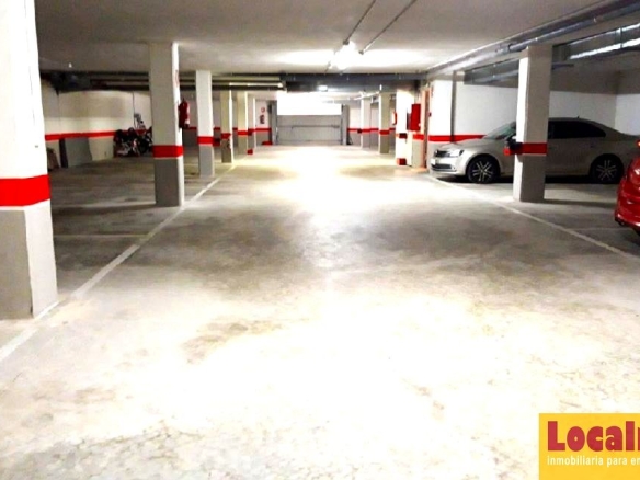 Imagen 2 de Plaza de garaje en venta en Vioño de Piélagos
