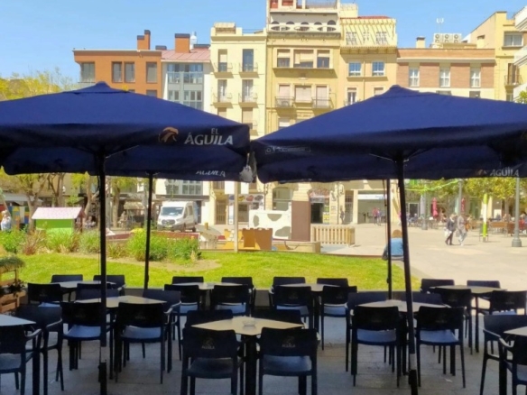 Imagen 2 de OPORTUNIDAD ÚNICA: Traspaso de Restaurante Emblemático en Pleno Rendimiento – Eixample