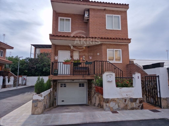 Imagen 2 de Chalet Pareado en Mocejon