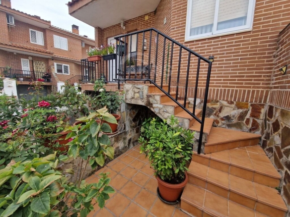 Imagen 3 de Chalet Pareado en Mocejon
