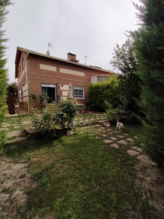 Imagen 1 de Casa-Chalet en Venta en Renedo De Esgueva Valladolid