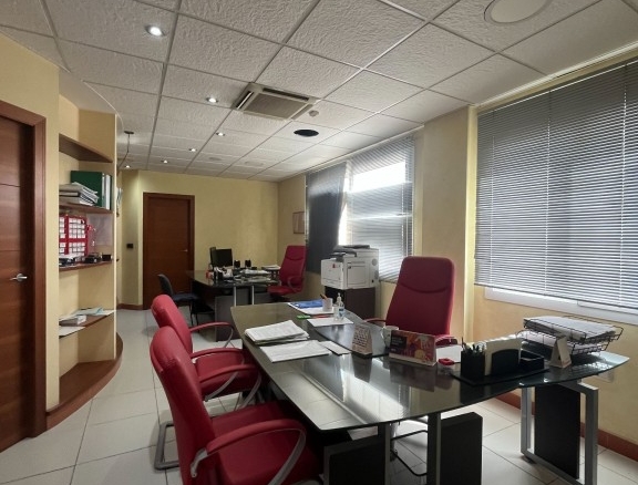 Imagen 3 de Local comercial en Alquiler en Albox Almería