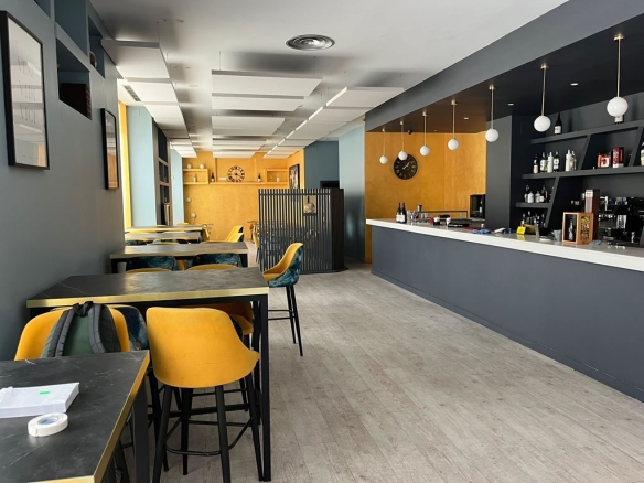 Imagen 1 de Local comercial en Traspaso en Alcobendas Y La Moraleja Madrid