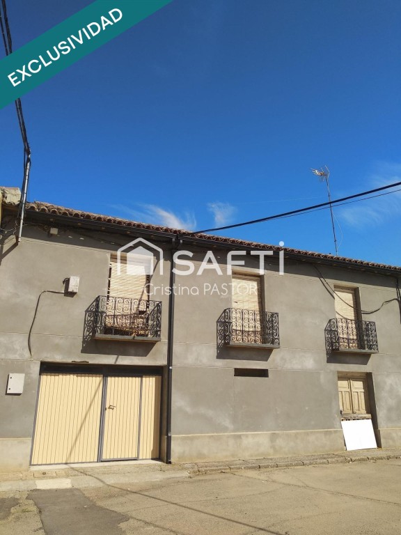 Imagen 1 de Casa con negocio y patio en Valdunquillo