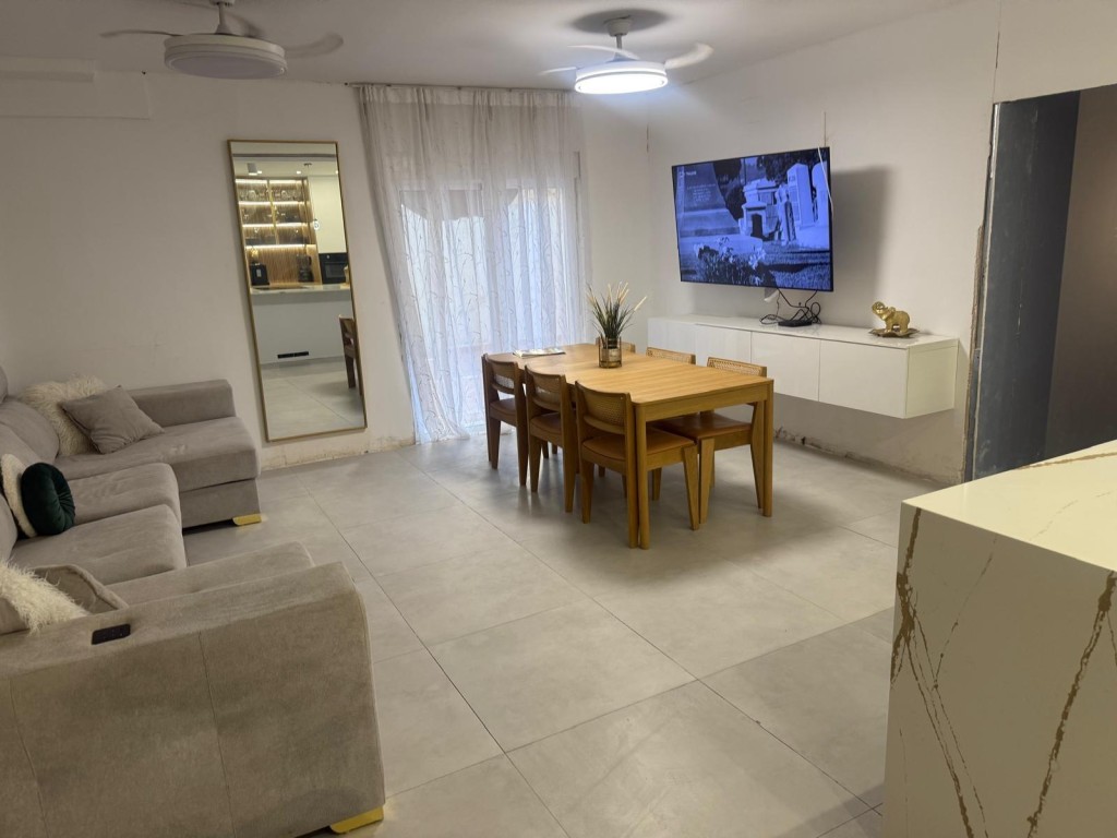 Imagen 2 de Preciosa vivienda en planta baja en venta en Utrera