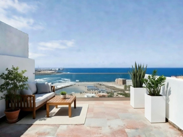 Imagen 1 de GRAN CHALET JUNTO AL MAR CON 2 APARTAMENTOS INDEPENDIENTES – PLAYA DEL HOMBRE