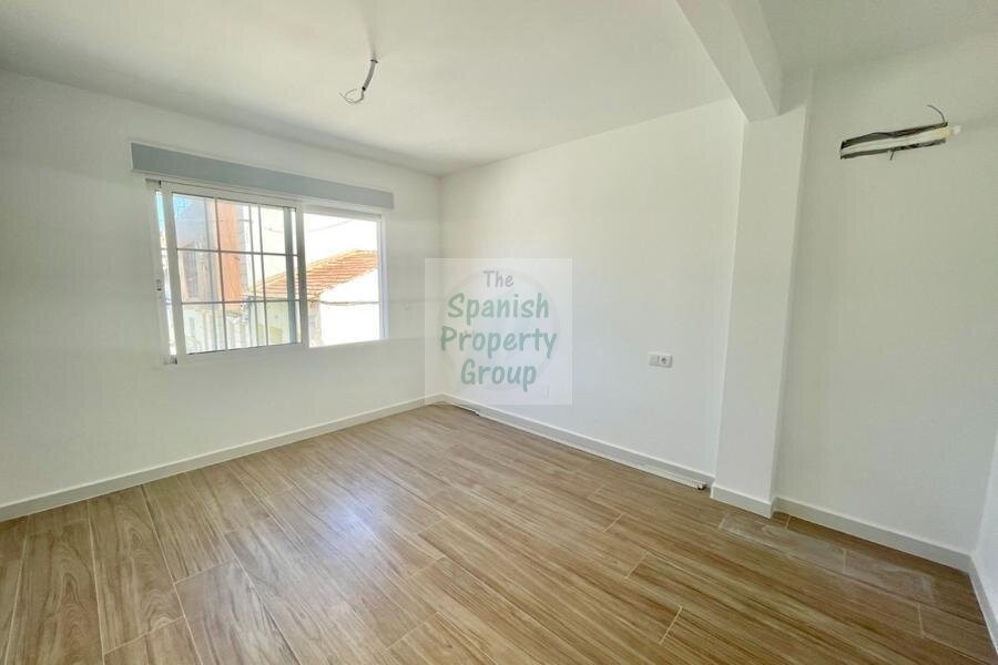 de 101m2 con 3 dormitorios y 2 baños